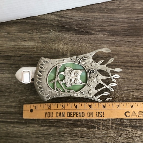 Stained Glass and Metal Owl Night Light - Picture 6 of 8